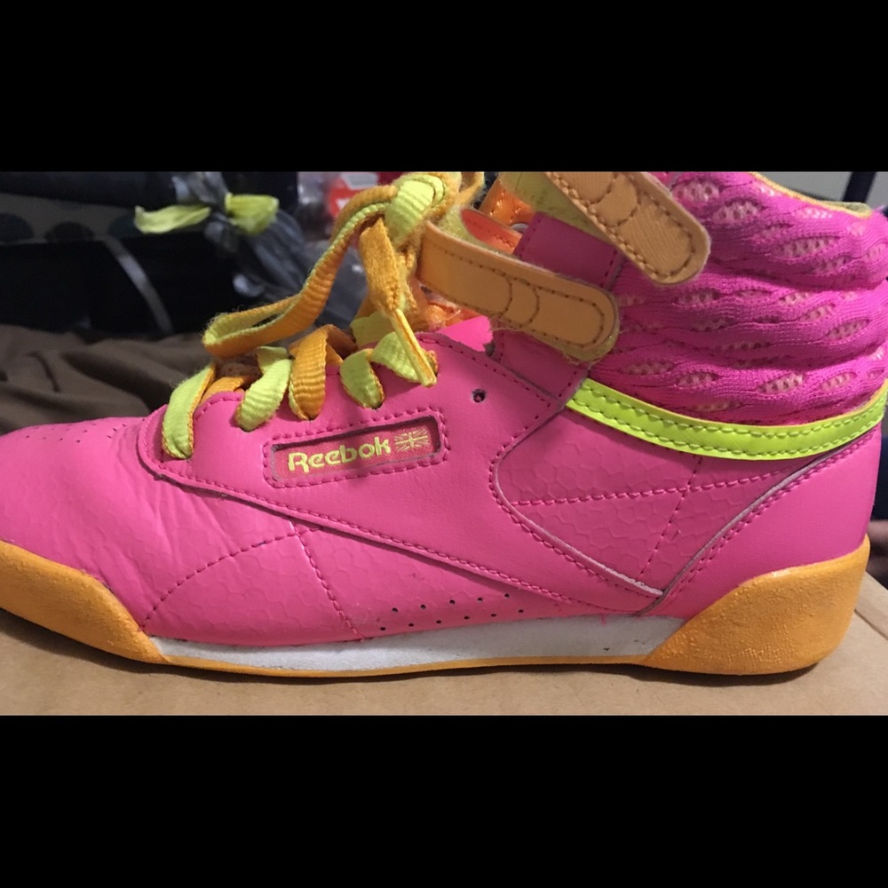 Girls freestyle Reebok’s